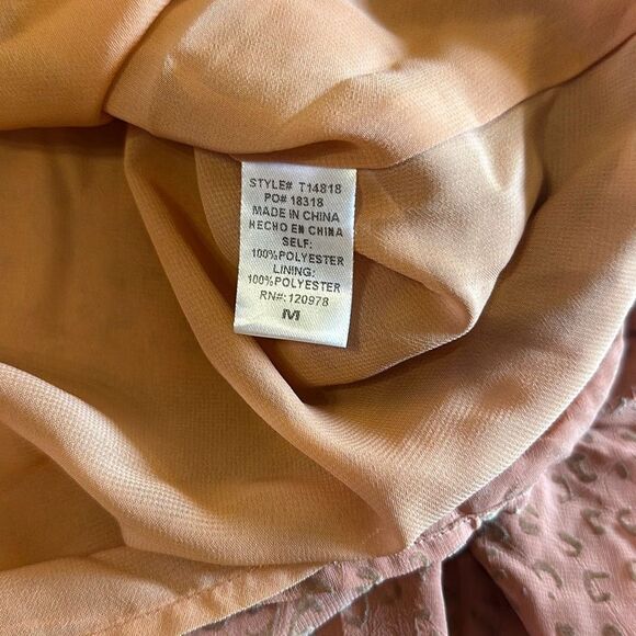 Entro Womens Long Sleeve V-Neck Ruffle Shoulder Blouse Top Brown Size Medium - Picture 7 of 9